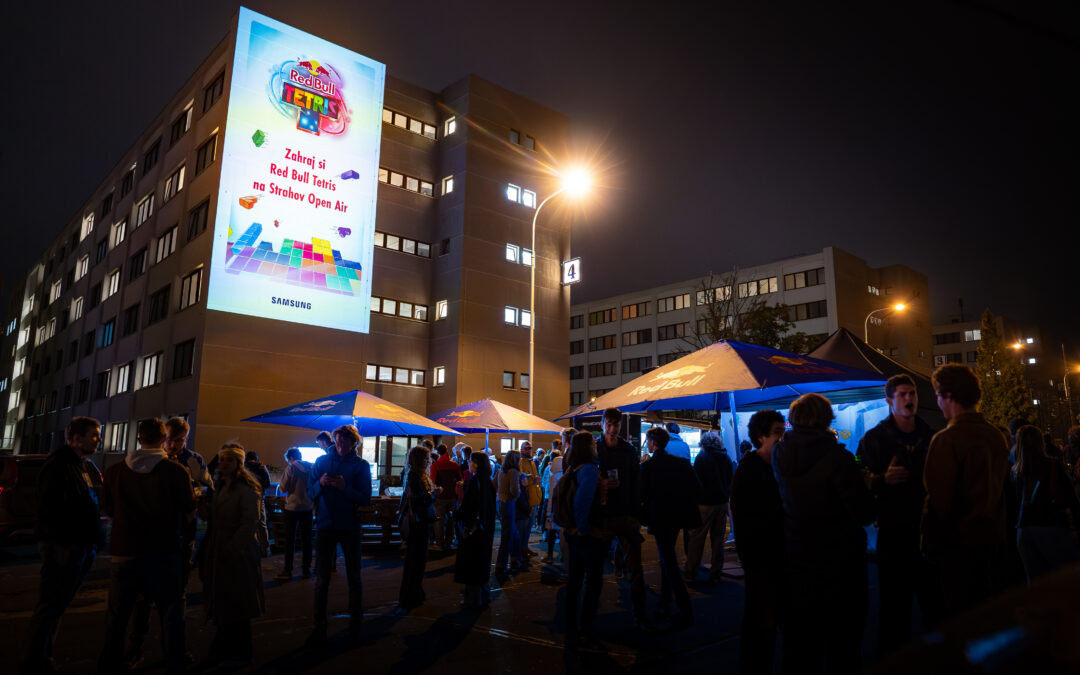 Red Bull Tetris – Projekce na Bloku 4